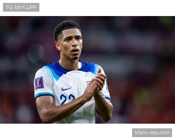 贝林厄姆与维尼修斯默契十足，新赛季球队表现引人期待