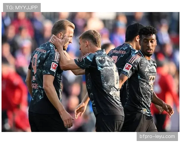 穆西亚拉高压赛场展现沉稳本色,专注与韧性成关键 穆西亚拉高压赛场展现沉稳本色,专注与韧性成关键