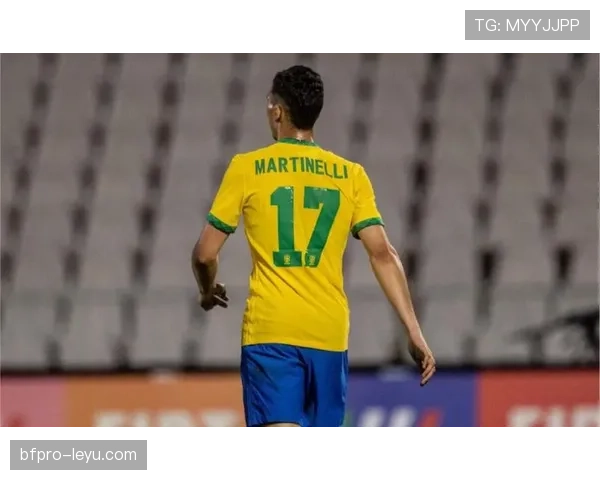 库杜斯与马丁内利:冲击型边锋的两种发展路径解析 库杜斯与马丁内利:冲击型边锋的两种发展路径解析