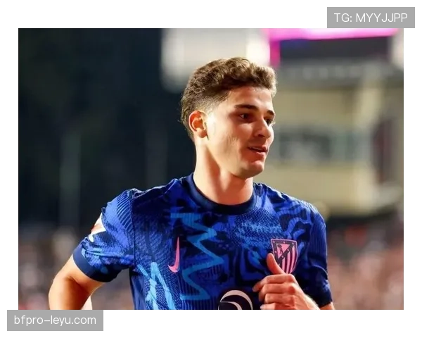 阿尔瓦雷斯是否被哈兰德压制:同队双星战术角色与出场机会对比